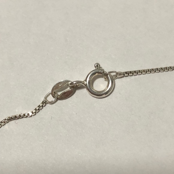 Sterling Silver 18" Box Link Chain Necklace - Picture 3 of 4